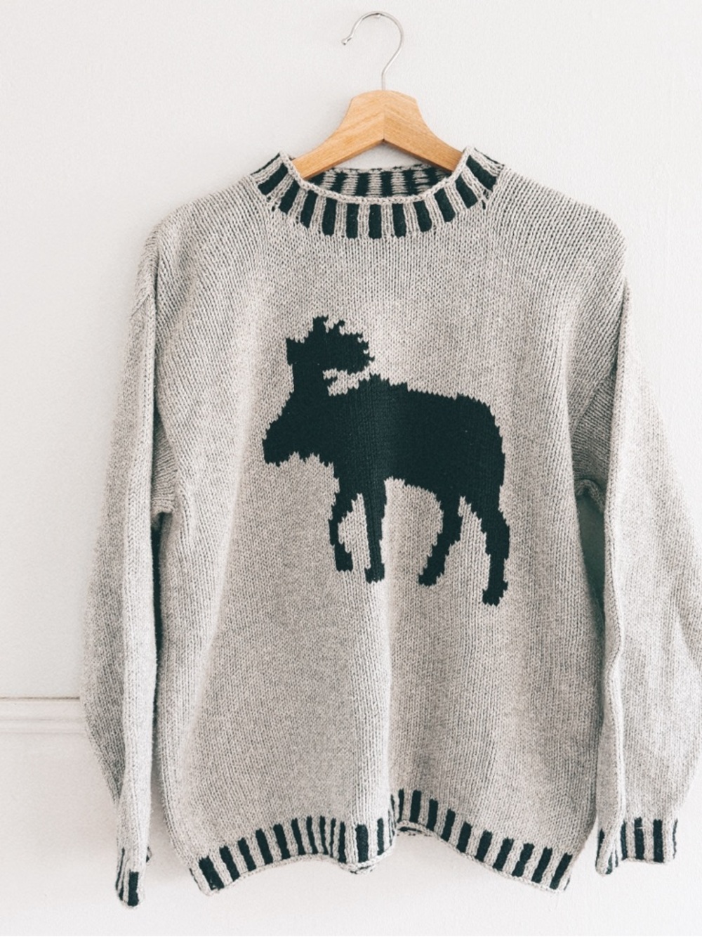 REY WEAR > Vintage Moose Sweater